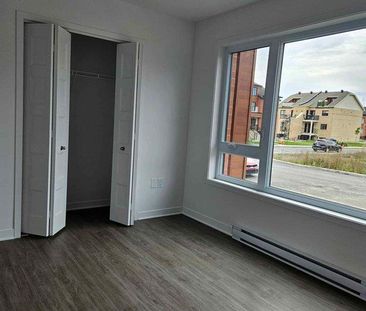 1 CH - 1 SDB - Laval - $1,600 /mo - Photo 1