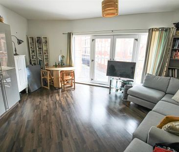 2 bedroom apartment to rent - Photo 3