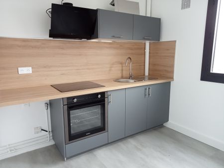 Location Appartement 2 pièces 51m² TULLE 19000 - Photo 3