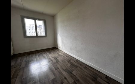 Location Appartement 5 pièces 90 m² Maromme - Photo 4