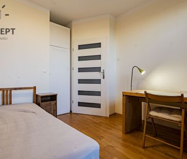 Dwupoziomowe, 4-pokojowe mieszkanie - Krzyki - Photo 3