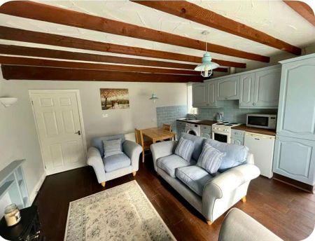 2 bedroom detached bungalow to rent - Photo 3