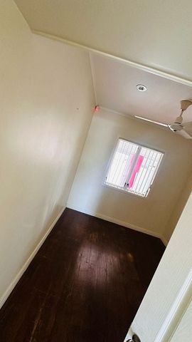 Charming 4BR Home in Papatoetoe - Photo 4