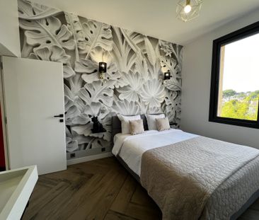 Villa 258 m² - 10 Pièces - Cannes (06400) - Photo 4