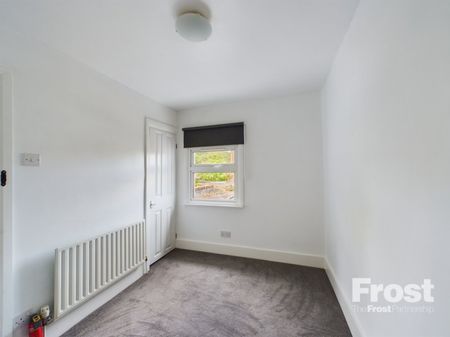 Thorpe Lea Road, Egham, Surrey,TW20 - Photo 2