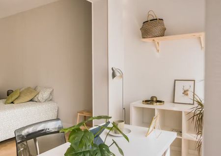 Carrer de Còrsega, Barcelona, Catalonia 08037 - Photo 3