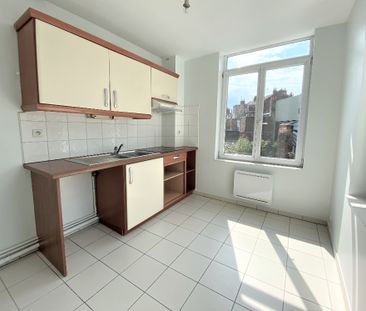 Location Appartement 3 pièces 55m² - Photo 3