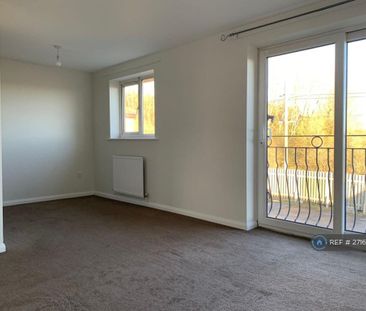 2 bedroom maisonette to rent - Photo 2