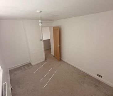 3 bedroom detached house to rent - Photo 5