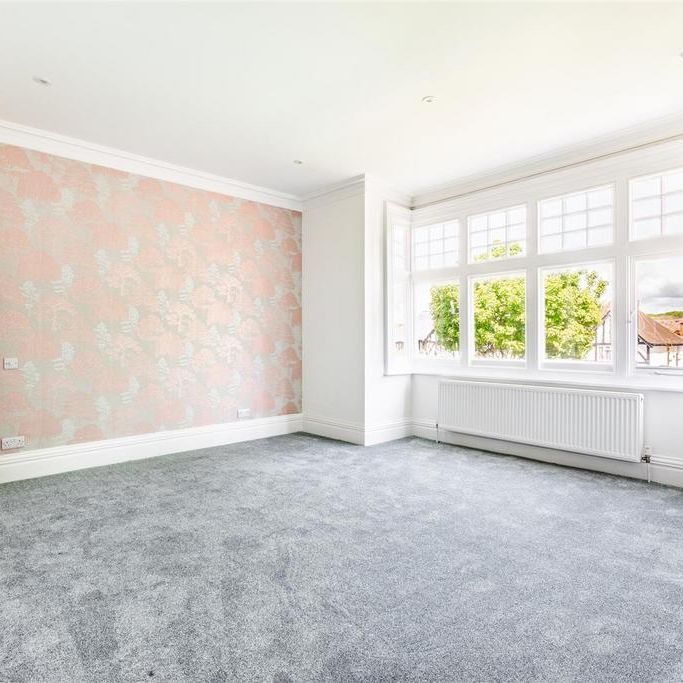 3 bedroom apartment to rent - Photo 1