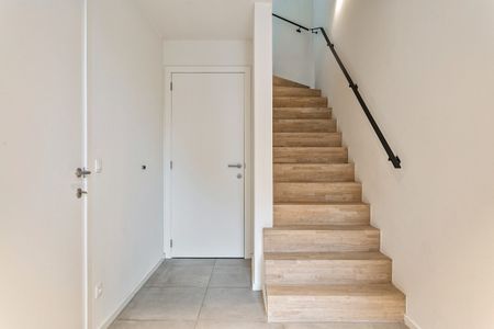 Moderne en ruime woning met tuin en 3-4 slaapkamers - Foto 3