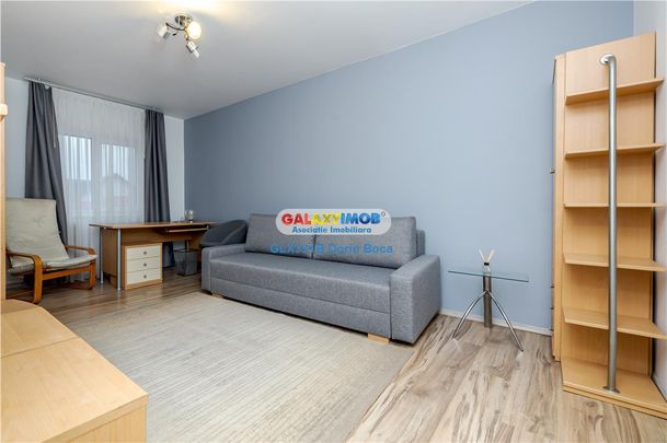 Inchiriere apartament 3 camere PLOIESTI (strada Zidari) Republicii - Fotografie 1