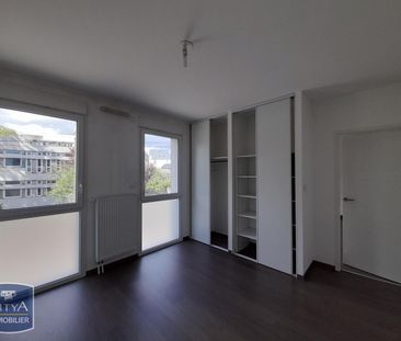 Location Appartement 2 pièces 46m² LAVAL 53000 - Photo 3