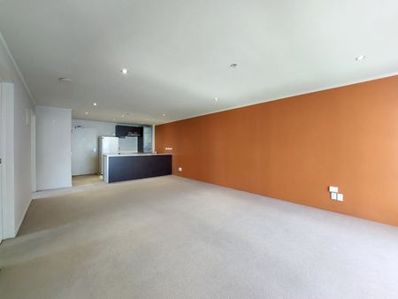 2 Bedroom City Apartment - Photo 4