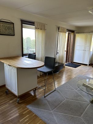 Lingvägen, Tumba - Photo 1