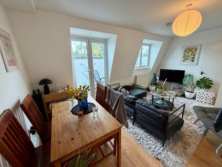 3 Bed Flat, Narford Rd, E5 - Photo 2