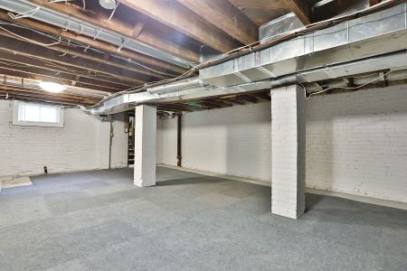 For Lease - 230 Milverton Boulevard, Toronto, Ontario - Photo 4