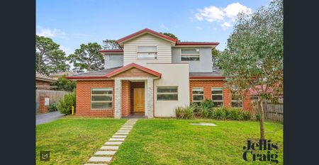 Luxe Townhouse Made For Entertainers - Photo 5