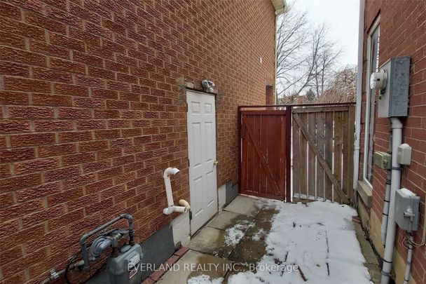 For Lease - 17 Letty Avenue Unit# Basement, Brampton, Ontario - Photo 1