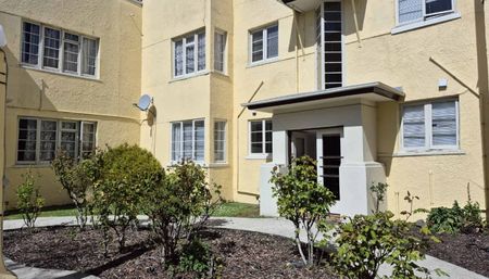 Easy to Access Avenal Location - Photo 5