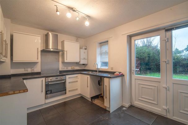 2 bedroom terraced house to rent - Photo 1