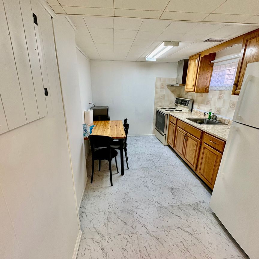 For Lease - 48 Snowball Crescent Unit# Lower, Toronto, Ontario - Photo 1