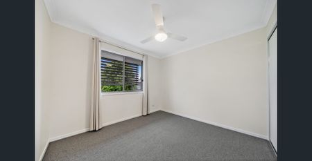 Modern Townhouse in a Quiet, Convenient Marsden Location - Photo 3