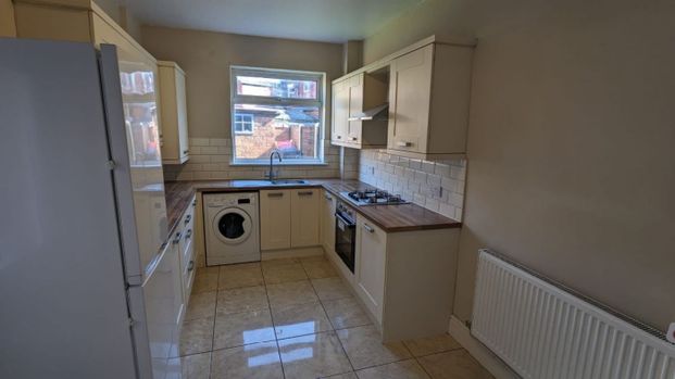Lowther Street, Ashton-on-Ribble, Preston - Photo 1