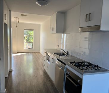 Perfect 2 Bedroom Home in Perfect Location - Photo 5