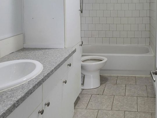 Appartement à louer - Brossard (Noms de rues (A)) - Photo 1
