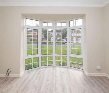 Blenheim Avenue, Faversham, ME13 - Photo 2