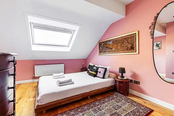 3 Bed Terraced House, Alice Lane, E3 - Photo 1