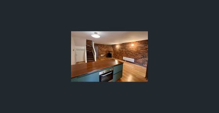 TRANQUIL CARLTON RETREAT, SECURE AND SPACIOUS - Photo 5