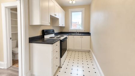 For Lease - 94 Fairmont Avenue Unit# 3, West Centre Town, Ontario - Photo 3