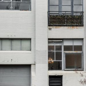 Warehouse Conversion – Panoramic City Views - Photo 3