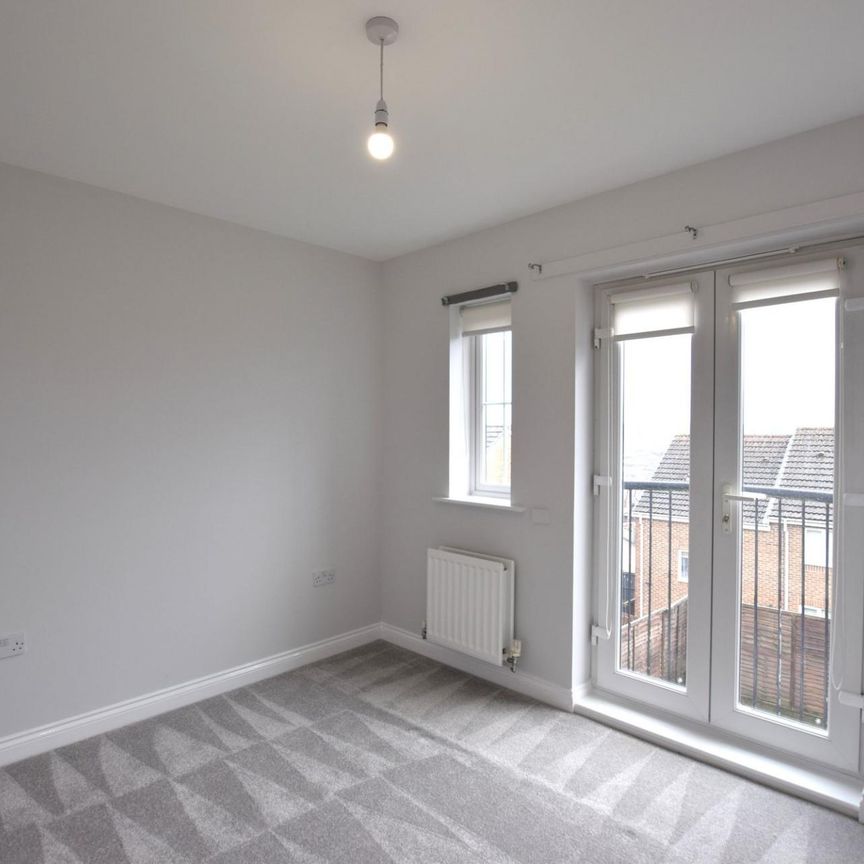 Betsey Place, Blaydon-On-Tyne, NE21 - Photo 1