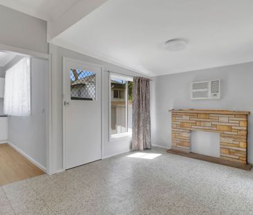 NEAT 2 BEDROOM - Photo 3