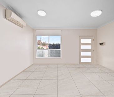 Modern Granny Flat in the heart of Greenfield Park - Photo 4