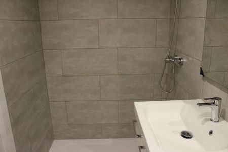 Room for rent in Roger de Flor - Photo 5