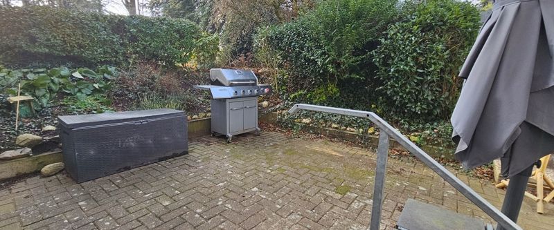 Moderne 2 Zimmerwohnung im Souterrain in ruhiger Seitenstraße im Herzen von Schwanewede - Photo 1