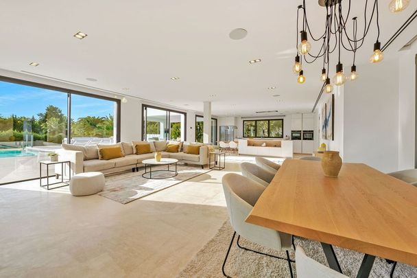 7 bedroom luxury Villa for rent in Estepona, Spain - Foto 1