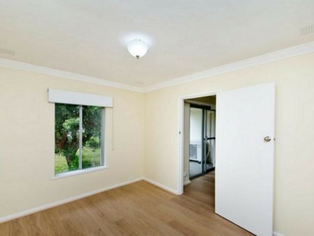 Great location 2 Bedroom Unit - Photo 2