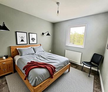 16 Benmore Drive, Belfast, BT10 0DQ - Photo 3