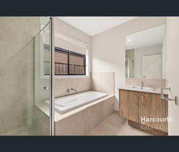 14 Mimosa Drive, Beveridge, Vic 3753 - Photo 4