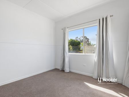 15 Decker Street, Chermside West QLD 4032 - House For Rent | Domain - Photo 4