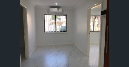 Brand new 3 Bedroom Granny House for rent at Seven Hills !!! - Photo 2