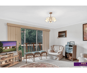 Spacious Family Home on a Generous Corner Allotment - Photo 5