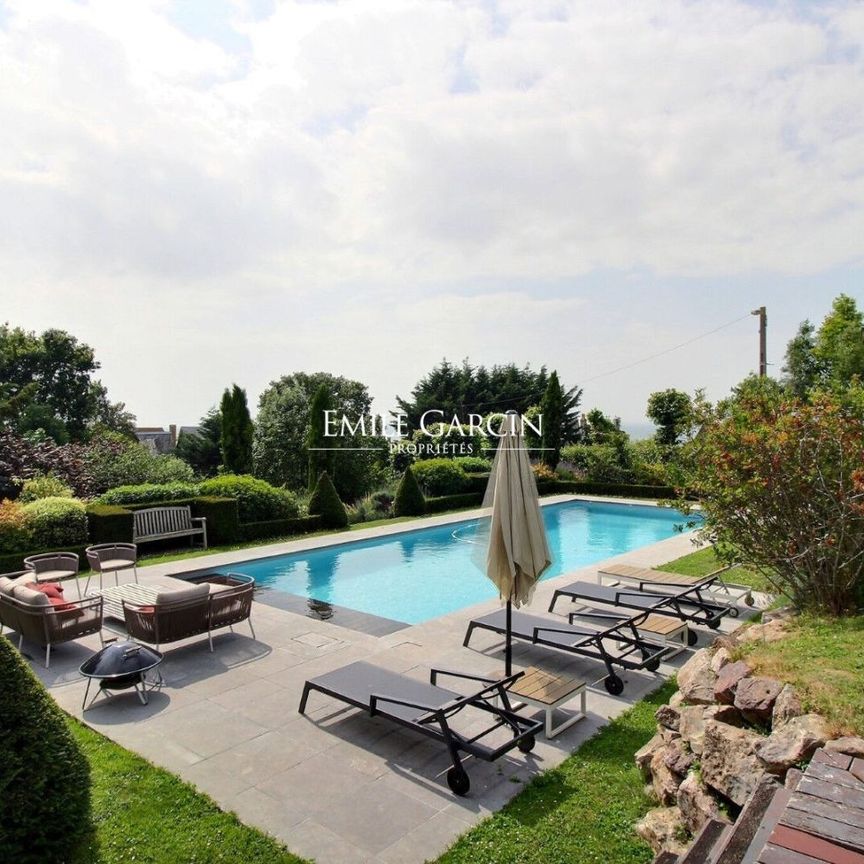 Trouville-sur-Mer, à louer, jolie maison avec piscine et vue mer. - Photo 2