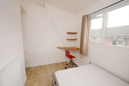 Ladybarn Road, Fallowfield, Manchester, M14 - Photo 4