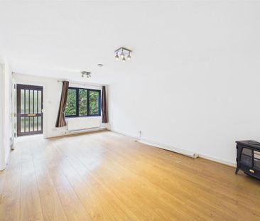 2 bedroom house to rent - Photo 1